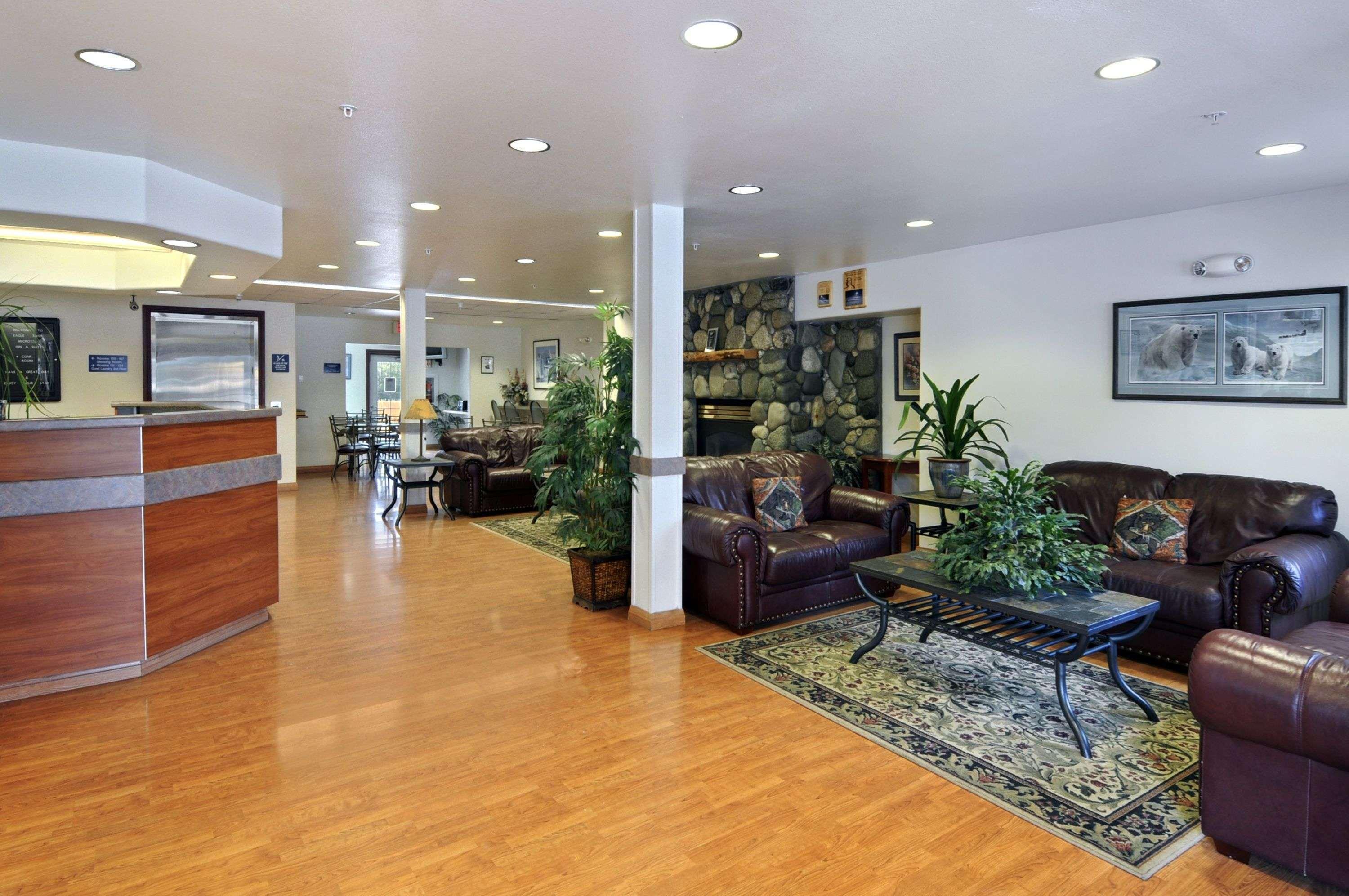 Eagle River Microtel Anchorage Interior photo